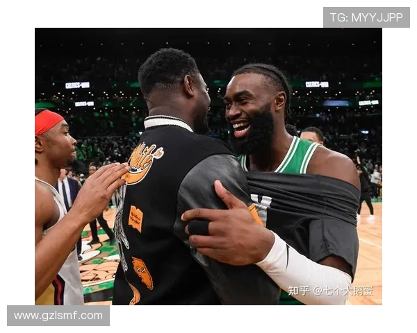 杰伦布朗昨日狂砍40分今日客场对阵鹈鹕出战存疑引发关注